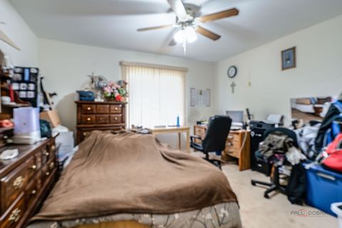 Tiny photo for 1009 HAMPTON Court, McHenry, IL 60050 (MLS # 12609428)