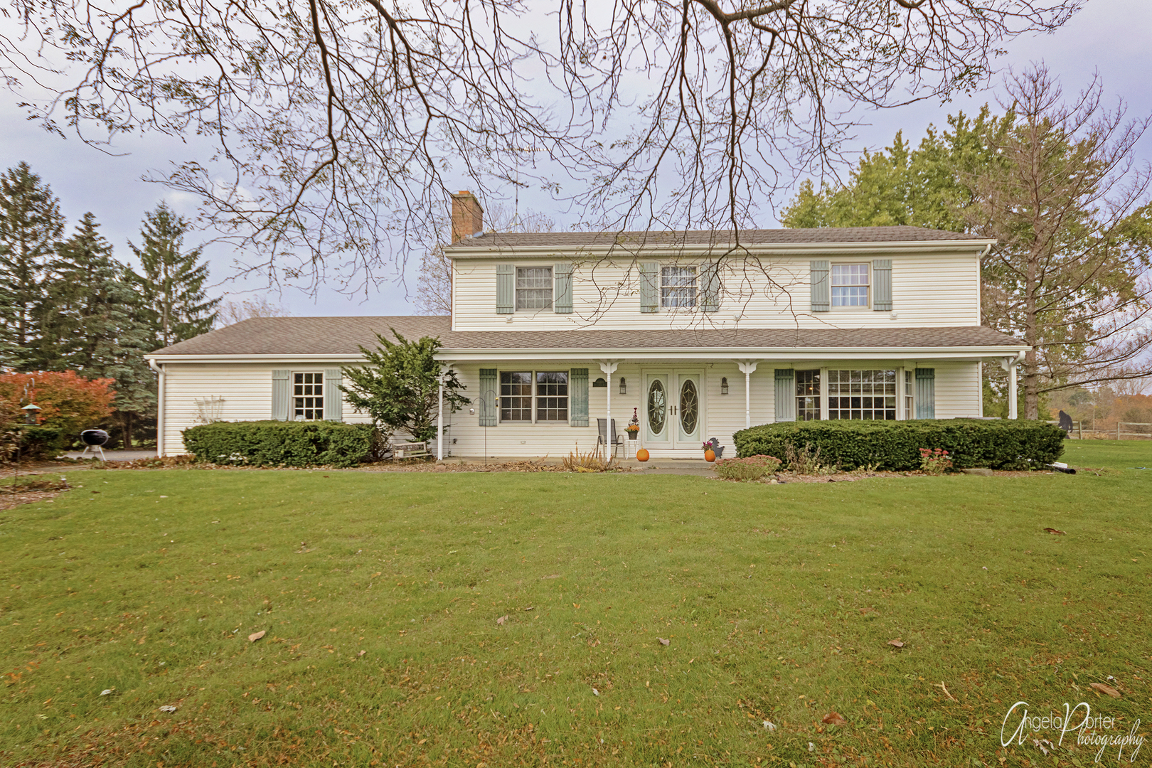 Photo 1 of 38 — 40116 N Deep Lake Road, ANTIOCH, IL 60002