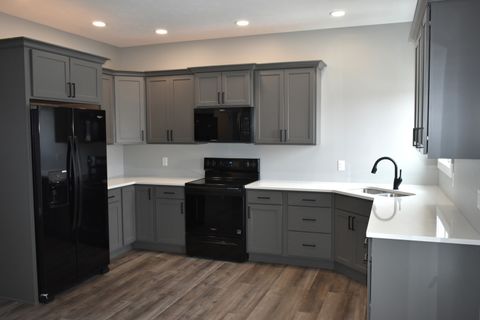 Tiny photo for 225 S Pine Street, El Paso, IL 61738 (MLS # 12593565)