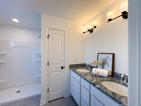 Tiny photo for 94 W Crabapple Avenue, Cortland, IL 60112 (MLS # 12571262)