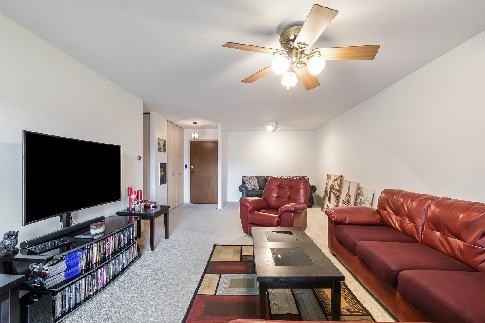 500 W Huntington Commons Road 157