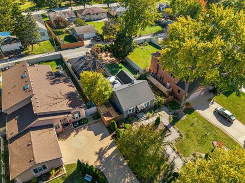 Tiny photo for 445 S Ellis Street, Bensenville, IL 60106 (MLS # 12508184)