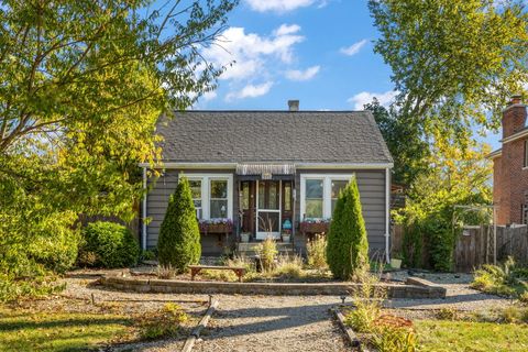 Tiny photo for 445 S Ellis Street, Bensenville, IL 60106 (MLS # 12508184)