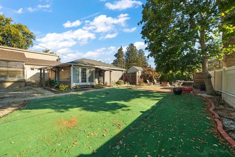 Tiny photo for 445 S Ellis Street, Bensenville, IL 60106 (MLS # 12508184)