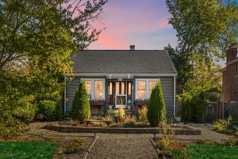 445 S Ellis Street Bensenville IL 60106