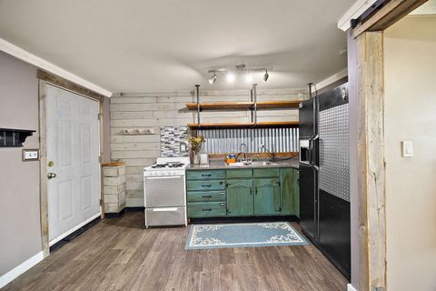 Tiny photo for 445 S Ellis Street, Bensenville, IL 60106 (MLS # 12508184)