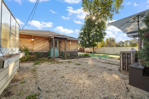 Tiny photo for 445 S Ellis Street, Bensenville, IL 60106 (MLS # 12508184)