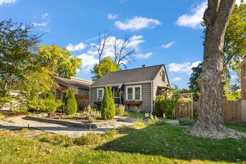 Tiny photo for 445 S Ellis Street, Bensenville, IL 60106 (MLS # 12508184)