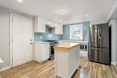 Tiny photo for 941 W 32nd Street, Chicago, IL 60608 (MLS # 12727663)