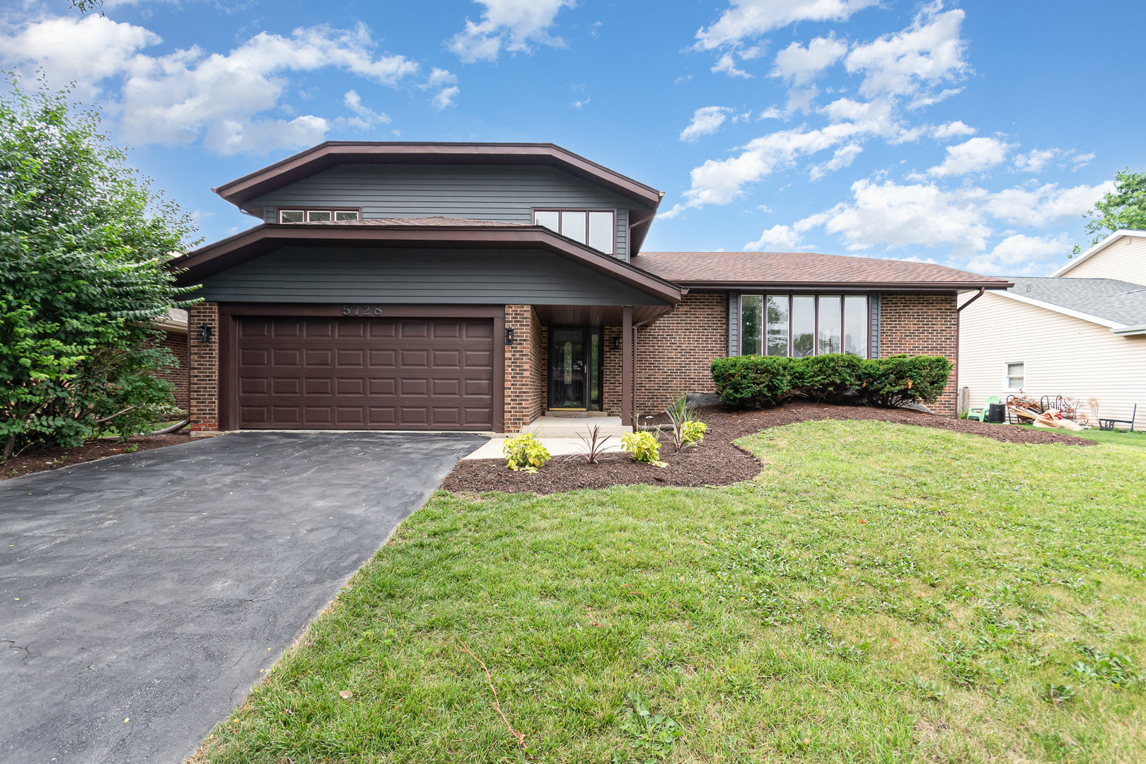5728 Antler Lane