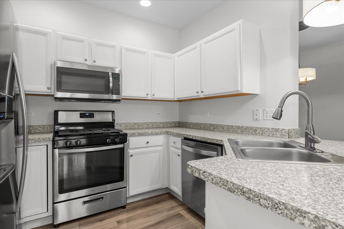 3299 Stratford Court 2A