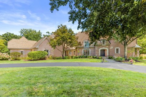 6 beds bed, 6.5 baths bath property at 1485 Abington Cambs Drive, Lake Forest, IL 60045