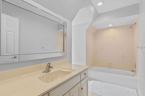 Tiny photo for 1485 Abington Cambs Drive, Lake Forest, IL 60045 (MLS # 12553620)