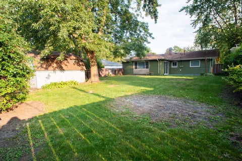Tiny photo for 530 Maywood Lane, Hoffman Estates, IL 60169 (MLS # 12709055)