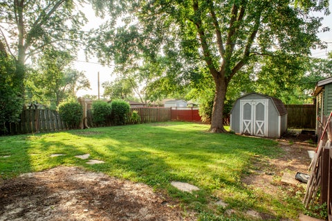 Tiny photo for 530 Maywood Lane, Hoffman Estates, IL 60169 (MLS # 12709055)