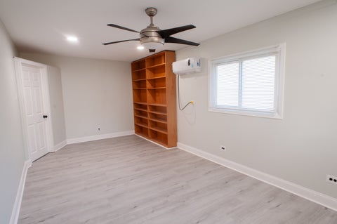 Tiny photo for 530 Maywood Lane, Hoffman Estates, IL 60169 (MLS # 12709055)