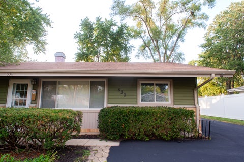 Photo of 530 Maywood Lane, Hoffman Estates, IL 60169 (MLS # 12709055)