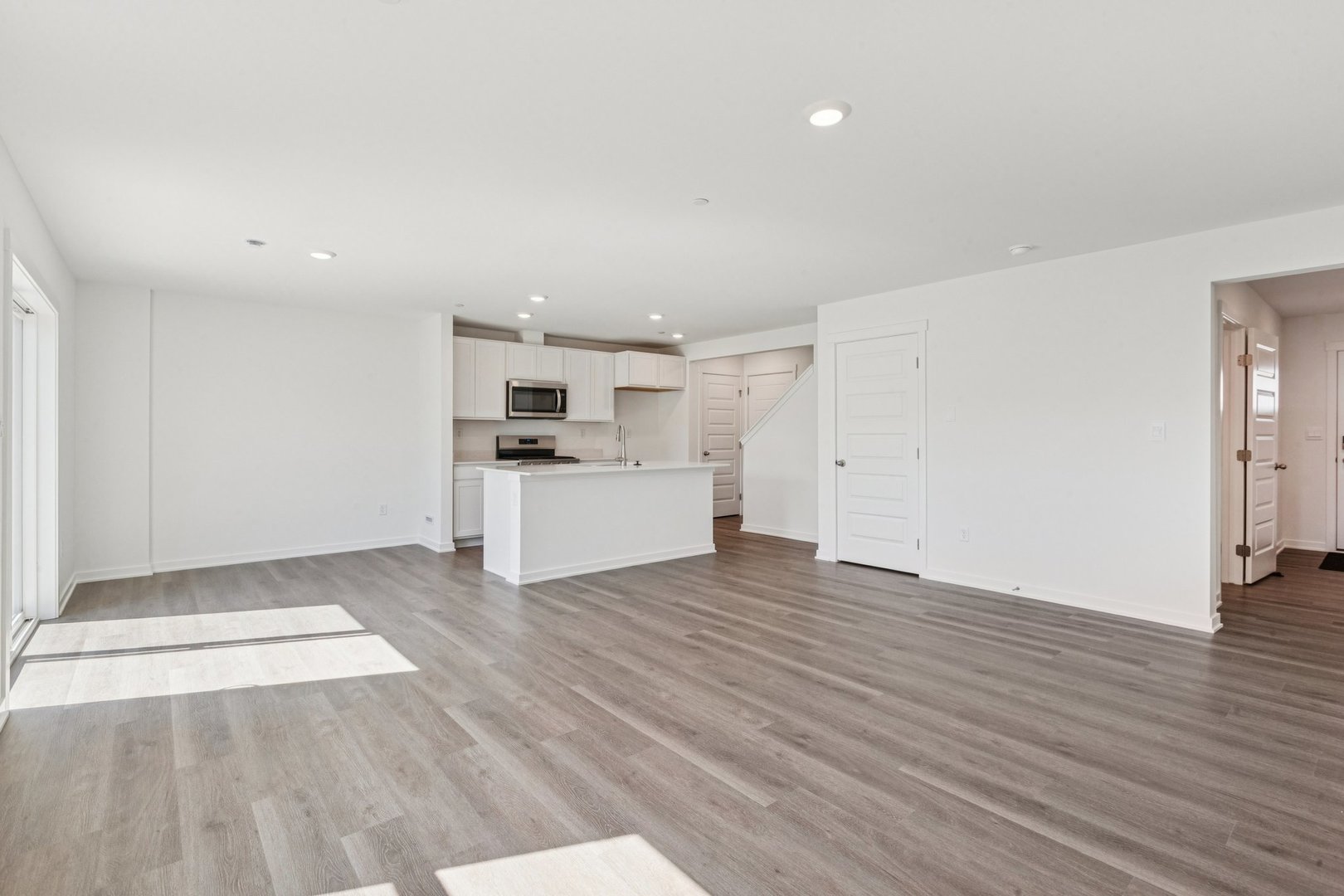 3555 Richardson Circle