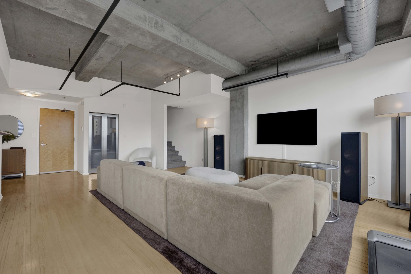 700 W Van Buren Street PH3