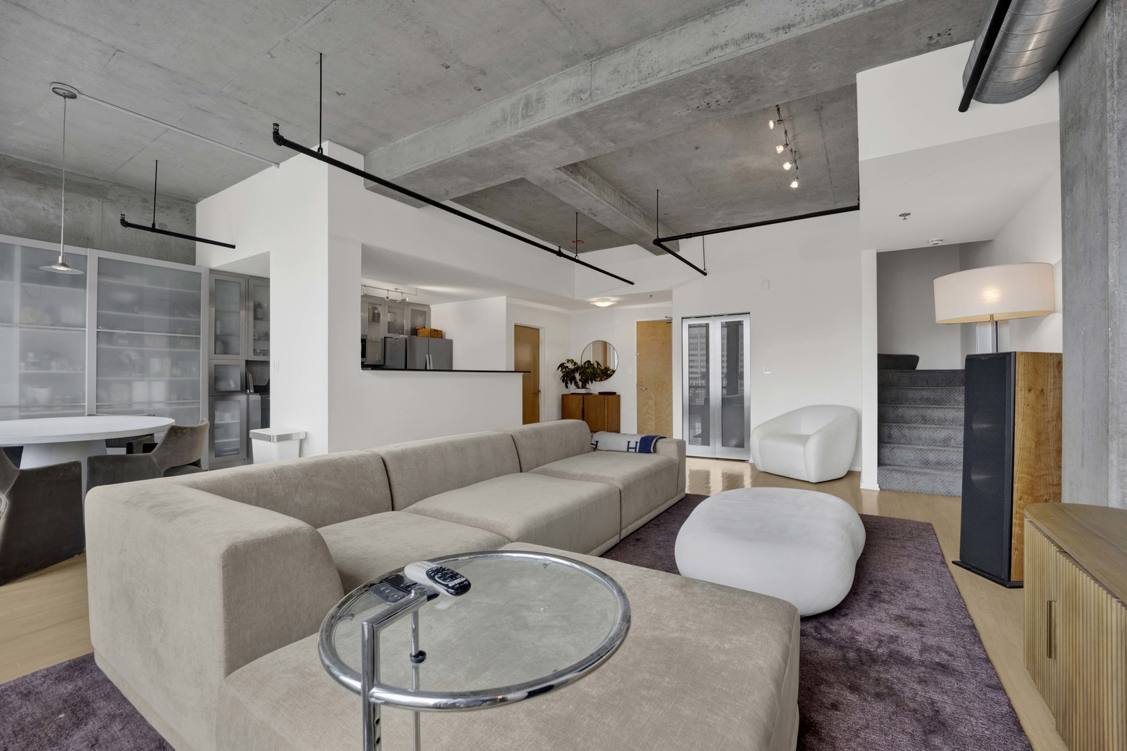 700 W Van Buren Street PH3