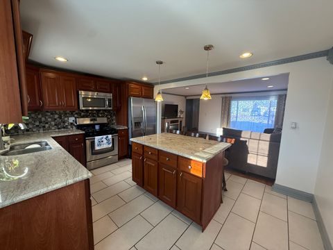 Tiny photo for 4527 W 88th Place, Hometown, IL 60456 (MLS # 12549657)