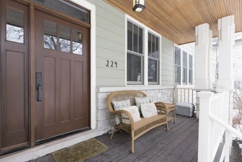 Tiny photo for 1933 Washington Avenue, Wilmette, IL 60091 (MLS # 12496152)