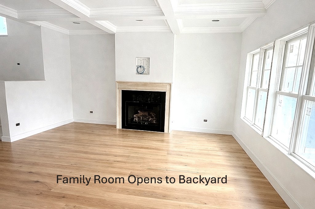 1933 Washington Avenue