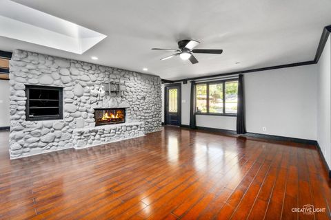 Tiny photo for 911 S 7th Street, St. Charles, IL 60174 (MLS # 12479612)