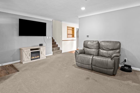 Tiny photo for 3140 11th Avenue, Moline, IL 61265 (MLS # 12718694)