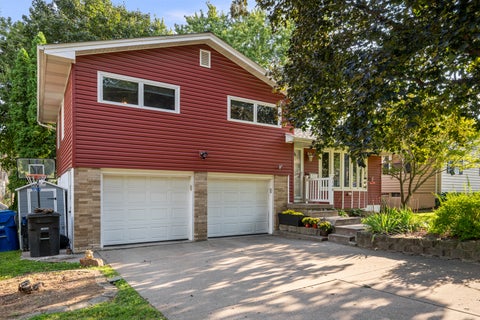 Photo of 3140 11th Avenue, Moline, IL 61265 (MLS # 12718694)
