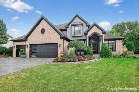 Photo of 701 Caitlin Court, Grayslake, IL 60030 (MLS # 12679836)