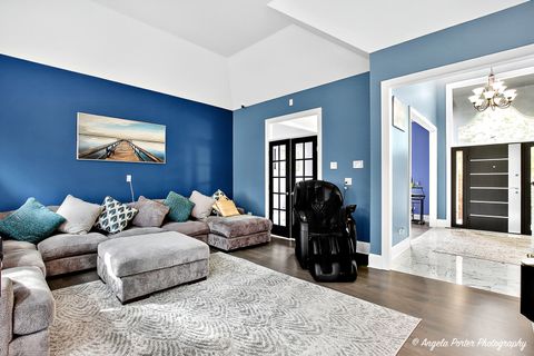 Tiny photo for 701 Caitlin Court, Grayslake, IL 60030 (MLS # 12679836)