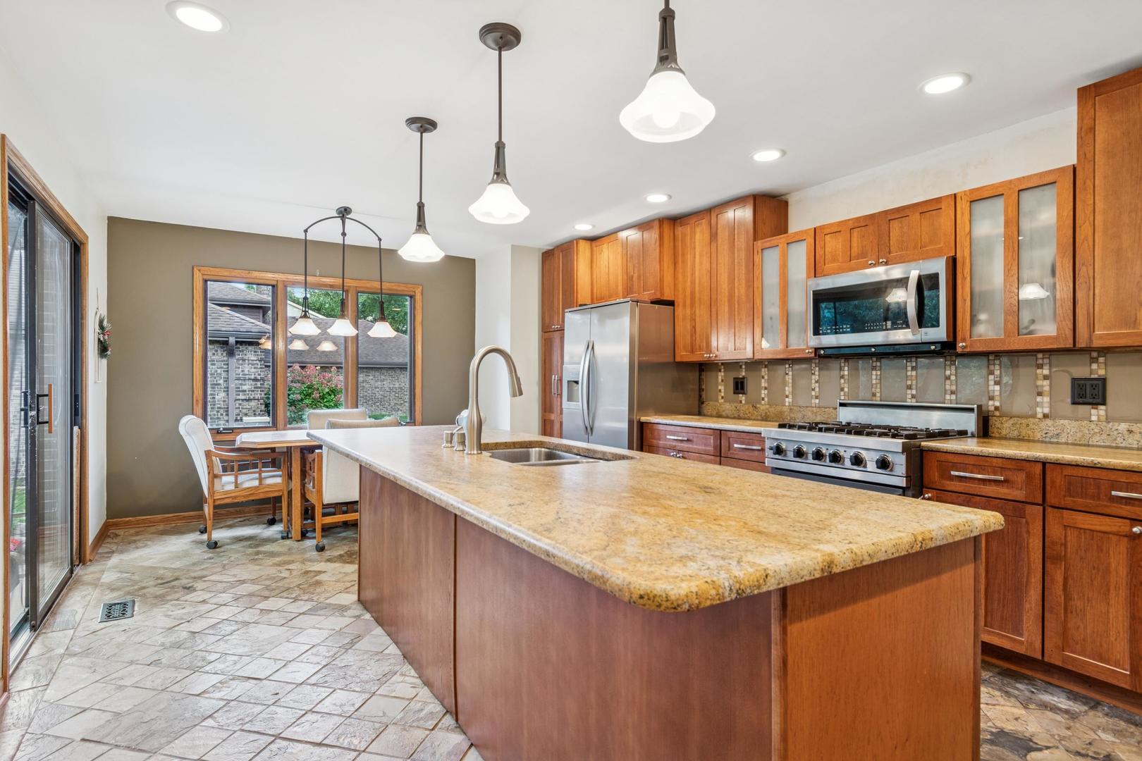 2417 Green Valley Road