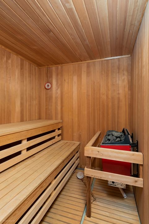 Tiny photo for 7230 N Keeler Avenue, Lincolnwood, IL 60712 (MLS # 12491969)