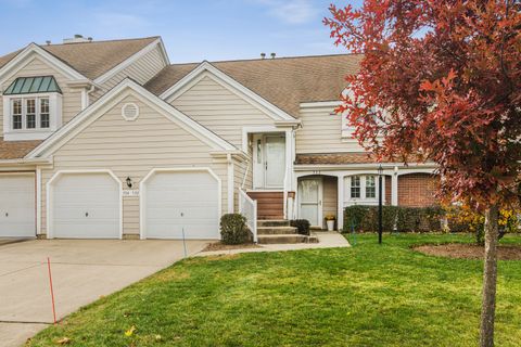 Photo of 534 Park View Terrace #534, Buffalo Grove, IL 60089 (MLS # 12512113)