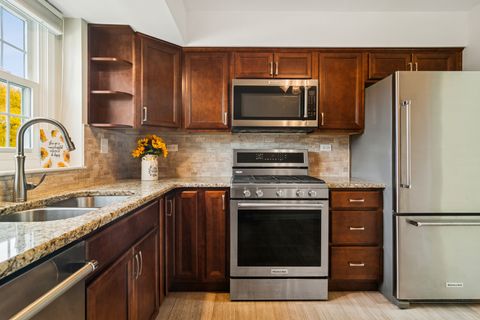 Tiny photo for 534 Park View Terrace #534, Buffalo Grove, IL 60089 (MLS # 12512113)