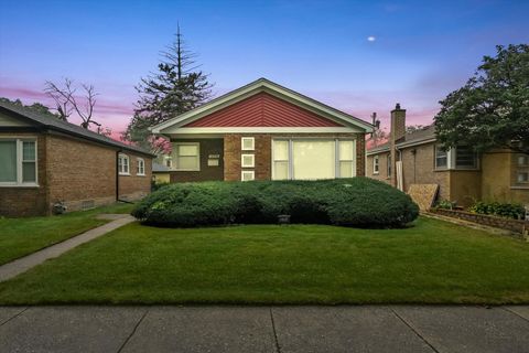 A home in Calumet Park