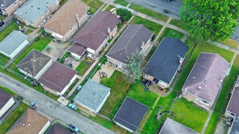 A home in Calumet Park