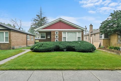 A home in Calumet Park