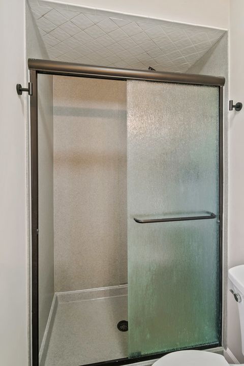 Tiny photo for 1333 N Ridge Avenue, Arlington Heights, IL 60004 (MLS # 12591356)