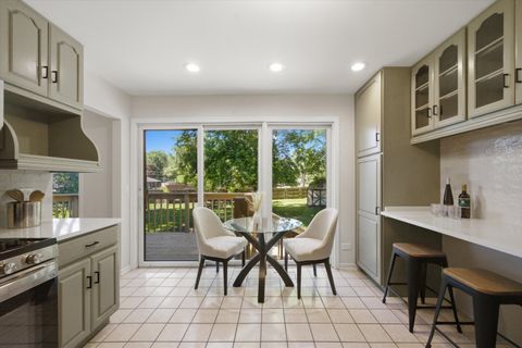 Tiny photo for 34 Berkshire Drive, Wheeling, IL 60090 (MLS # 12678796)