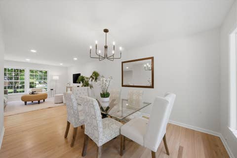 Tiny photo for 34 Berkshire Drive, Wheeling, IL 60090 (MLS # 12678796)