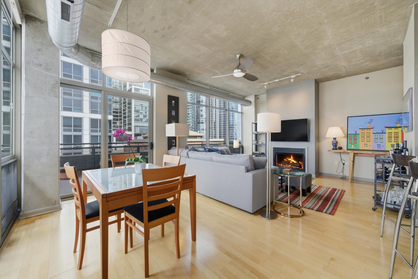 125 E 13TH Street 1401