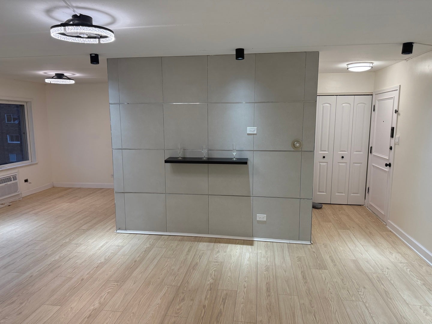 7110 W 93rd Place 3F