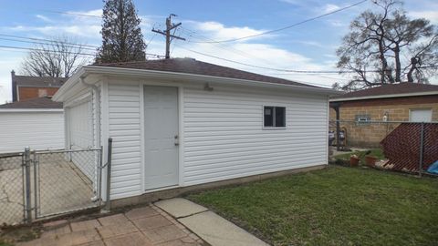 Tiny photo for 8242 S Honore Street, Chicago, IL 60620 (MLS # 12603052)