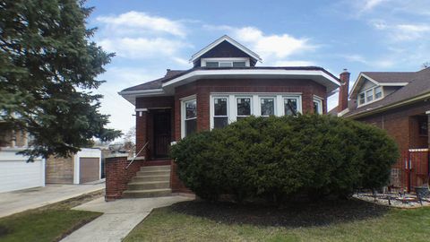 Photo of 8242 S Honore Street, Chicago, IL 60620 (MLS # 12603052)