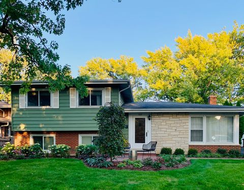 1033 Kenton Road Deerfield IL 60015