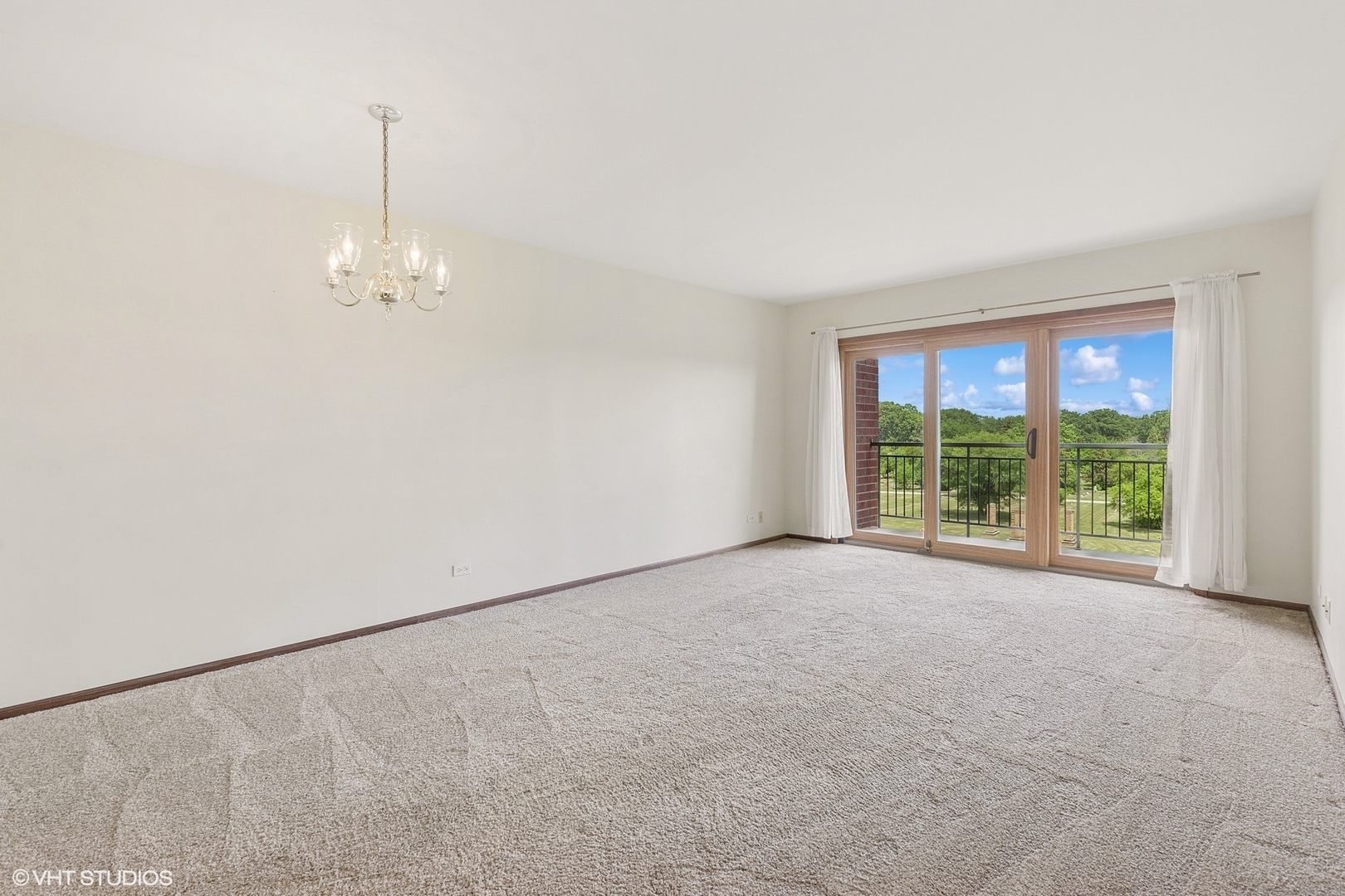 5225 N Riversedge Terrace 511