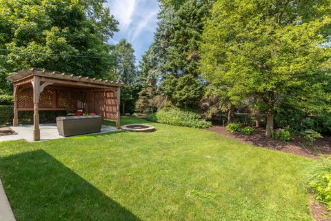 Tiny photo for 1008 N Newberry Lane, Mount Prospect, IL 60056 (MLS # 12488791)