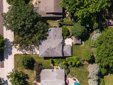 Tiny photo for 1008 N Newberry Lane, Mount Prospect, IL 60056 (MLS # 12488791)